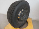 R6年式冬タイヤ195/65R15ブリヂストン製です。