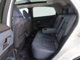 ゆとりある広々とした車内空間は、ドライブを始め買い物やレジャーなど、幅広く活躍します。一人でもみんなとでもお出かけを楽しみましょう!