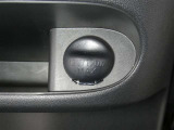 ネッツトヨタ静浜は&rdquo;キレイ&rdquo;にこだわっています。特設サービス工場で、新しく生まれ変わった車!内装・外装の徹底的な掃除、シートを外してニオイの元まで消臭・除菌、見えにくいエンジンルーム内もキレイ!