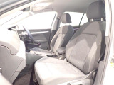 清潔で広々した座席です!是非、現車を見て体感してみてください。