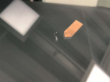 フロントガラスに爪がひっかかるキズあり