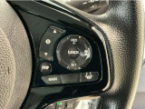 【アダプティブ・クルーズ・コントロール】予め設定した車速内でクルマが自動的に加減速。 前走車との適切な車間距離を維持しながら追従走行し、高速道路でのドライバーの疲労を軽減してくれる嬉しい機能付♪