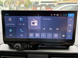 Apple CarPlay、Android Auto 対応。スマホを接続するとタッチスクリーン上でマップ、通話、メッセージ、ミュージックなどのアプリをスマホ同様に操作できるミラースクリーン機能搭載