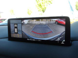 360度ビューモニター 4つのカメラで前後左右、俯瞰映像を表示、ドライバーからは見えない領域の危険認知をサポートするシステム搭載!