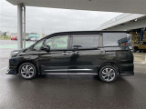 ヴォクシー 2.0 ZS 煌III 4WD 