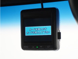 ◆ドライブレコーダー◆映像・音声などを記録する自動車用の装置です。 もしもの事故の際の記録はもちろん、旅行の際の思い出としてドライブの映像を楽しむことができます。