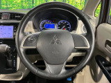 【純正革巻きステアリング】上質な革を使用することで、手にしっかり馴染みとても運転しやすいハンドルです♪