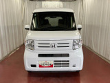 助手席側はセンターピラーレスで横からの荷物の積み降ろしもしやすいです。