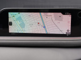 マツダコネクトの8.8インチワイドセンターディスプレイです。『Android Auto』『Apple CarPlay』や独自のコネクテッドサービスに対応したインターフェイスシステムです。