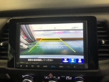 【バックカメラ】駐車時に安心のバックカメラが装備されています!
