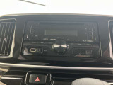 オーディオはCDデッキが装備されております。