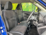 運転席シート廻りは使用感も少なく、良好な状態となっています。前オーナー様が丁寧に使っていたことがよくわかりますね。