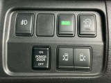 運転席スイッチ部 人気装備の両側オートスライドドア付きで、とっても便利です!!
