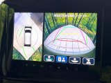 【全方位モニター用カメラ】専用のカメラにより、上から見下ろしたような視点で360度クルマの周囲を確認することができます☆死角部分も確認しやすく、狭い場所での切り返しや駐車もスムーズに行えます。