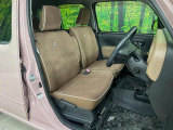 運転席シート廻りは使用感も少なく、良好な状態となっています。丁寧に使われていたことがよくわかりますね。