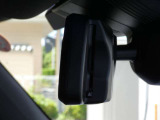 ETC2.0一体型の自動防眩機能付きバックミラー!後続車のヘッドライトの眩しさを自動で軽減してくれます!