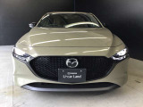 令和5年式人気のMAZDA3入荷いたしました。是非ご検討下さい。