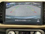 バックビューモニターです。大きい画像で表示されますので、車庫入れも安心です。