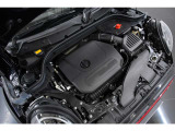 2.0L 直列4気筒DOHCターボ、231ps/32.6kgm、全長&times;全幅&times;全高mm 3875&times;1725&times;1415mm、車両重量 1400kg