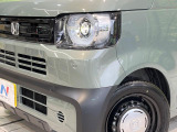 【LEDヘッドライト】悪天候や夜間走行時も良好な視界を確保し安心して運転できる高輝度LEDヘッドライトを装備!点灯速度が早く、消費電力も抑えられています。