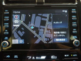 純正ナビを装備。タッチパネル式で使いやすく、お出かけもラクラクです。