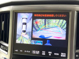 【パノラミックビューモニター】専用のカメラにより、上から見下ろしたような視点で360度クルマの周囲を確認することができます☆死角部分も確認しやすく、狭い場所での切り返しや駐車もスムーズに行えます。
