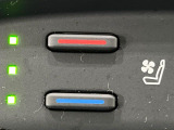 【シートヒーター&ベンチレーション】夏場は涼しい風でお尻や背中の熱やムレを防ぎ、冬はエアコンよりも早く温まってポカポカに!季節を問わず快適に過ごせます。