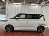 【スマートアシスト搭載車】 衝突回避支援ブレーキ機能(対車両・歩行者)、衝突警報機能(対車両・対歩行者)、誤発信抑制制御機能などの機能で安全な運転をサポートします。