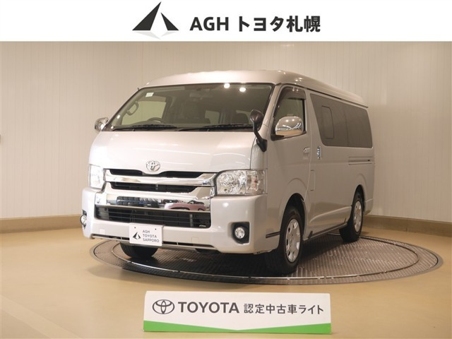 トヨタ ハイエースバン 