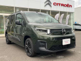 当社の納車前点検・サービスの内容は、車検点検・法定12ヶ月定期点検・油脂類の点検及び交換・バッテリーの点検及び交換等を行い、良好な状態にてご納車させていただきます。
