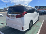 様々な角度からご覧くださいませ♪