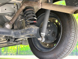 お車を安心してお乗りいただく為には、足回りの定期点検が欠かせません。サービスサポート(有償保証)では無料点検もご提供しており、安心のカーライフをお過ごしいただけるサポート体制が整っています。