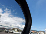 当店は全車『ロングラン保証』付!(1年間、距離無制限 HV車はHV保証付) 別途延長保証もご用意しております♪ ぜひ現車を確認にご来店ください