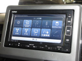 ナビゲーションは純正メモリーナビ(VXM-234VFi)を装着しております。AM、FM、CD、DVD再生、Bluetooth、音楽録音再生、フルセグTVがご使用いただけます。