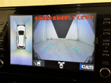 【フロントカメラ】運転席に座った状態で死角になりやすいクルマの前の様子まで確認でき安全ですね♪