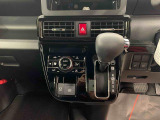 群馬ダイハツでは、安心してお乗りいただけるようにすべての車に検査・クリーニングを実施しています。