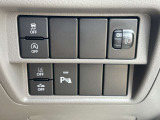 いつでも安心して運転できるようドライバーをサポートしてくれるうれしい機能充実です。