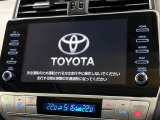 【メーカー純正ナビ】インテリアに溶け込むスタイリッシュな「専用設計」メーカーナビを装備♪視認性や操作性など基本性能にも優れ、より上質なカーライフをお楽しみいただけます。