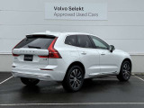 ◆バック/万が一を考え、安全性を重視する方に選ばれているVOLVO車。ドアを開閉するとその重み・厚みに驚くはず