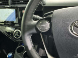 ステアリングスイッチ装備!運転しながら手元でオーディオの操作などができます。