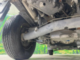 お車を安心してお乗りいただく為には、足回りの定期点検が欠かせません。サービスサポート(有償保証)では無料点検もご提供しており、安心のカーライフをお過ごしいただけるサポート体制が整っています。