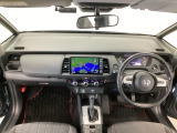 【前方視界】開放的な前方視界!運転がしやすく疲れにくいです♪窓が大きく、見通しがとっても良いおクルマですよ♪