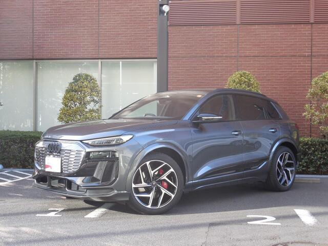 アウディ SQ6 e-tron 