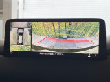 【360&deg;ビューモニター】専用のカメラにより、上から見下ろしたような視点で360度クルマの周囲を確認することができます☆死角部分も確認しやすく、狭い場所での切り返しや駐車もスムーズに行えます。