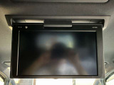 【フリップダウンモニター】付き☆後部座席に座りながら大画面でTVやDVDをお楽しみいただけます♪