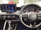 スマートフォンなどの充電に便利なUSBジャック。運転席からも助手席からも使いやすいです。