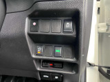 アイドリングストップ、横滑り防止装置付ですので安心して運転が出来ますよ!