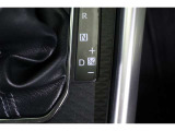 MTモード(シーケンシャルシフト)を装備しています。CVT車でありながら、マニュアル感覚のシフトチェンジが可能です。ドライバーの変速操作に応えたアクティブな走りが楽しめます。
