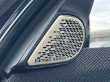 音にも拘りのハーマンカードンスピーカー!