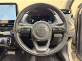 ステアリングスイッチ搭載!手を離さずに手元のスイッチでさまざまな操作が可能。運転中、視線をそらさなくても操作ができて安全です!